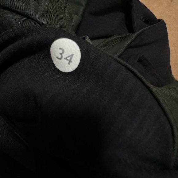 Lululemon ABC Classic Fit Green Men’s Pants Size 34 - Picture 7 of 7